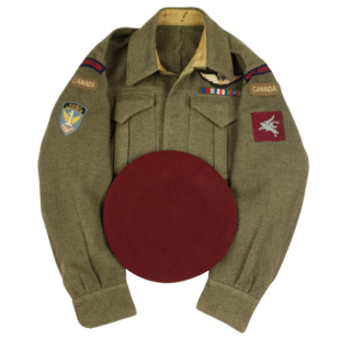 Paratrooper Battledress And Beret – D.E. Jilks 2 Forward Observation Unit