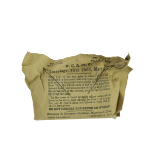Canadian First Field Dressing – 1943